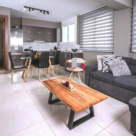 Unique1 - Two Bedroom Private Lux City Apartment Iraklio Eksteriør billede