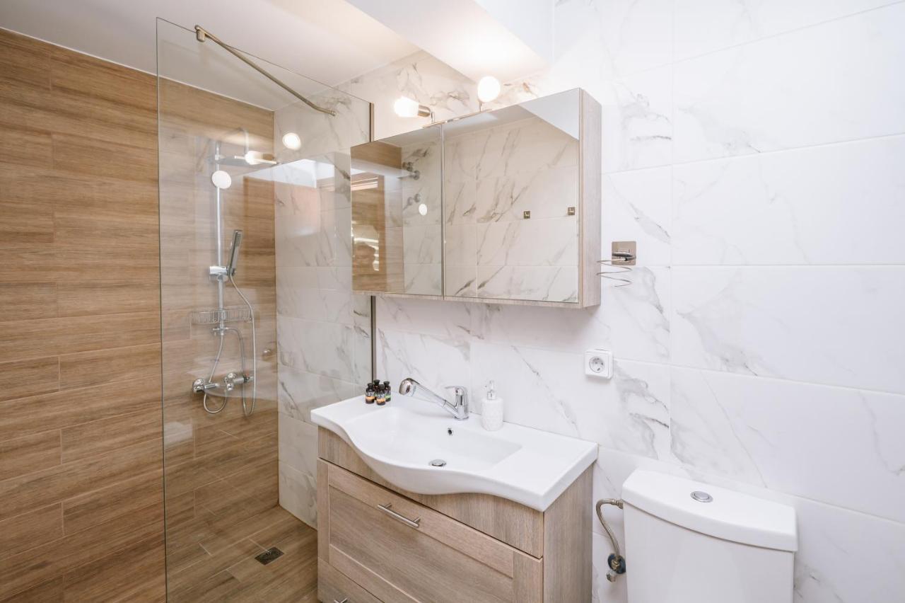 Unique1 - Two Bedroom Private Lux City Apartment Iraklio Eksteriør billede